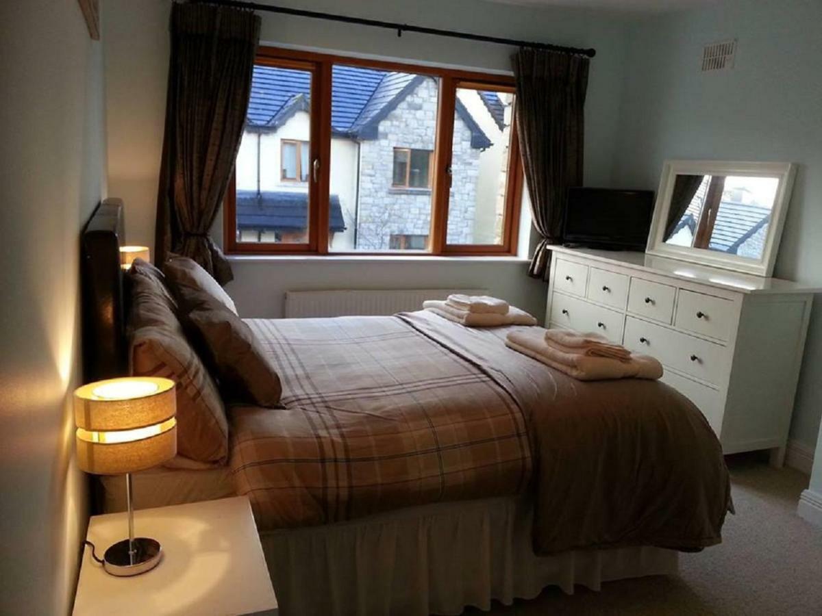 Lough Rynn Spacious Self-Catering Mohill エクステリア 写真